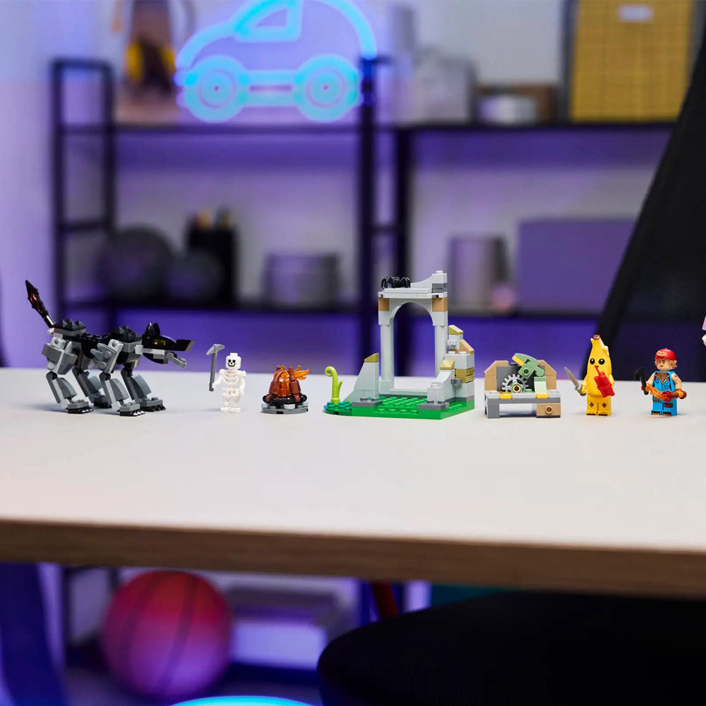 LEGO Fortnite Peely & Sparkplugs Camp - 77075