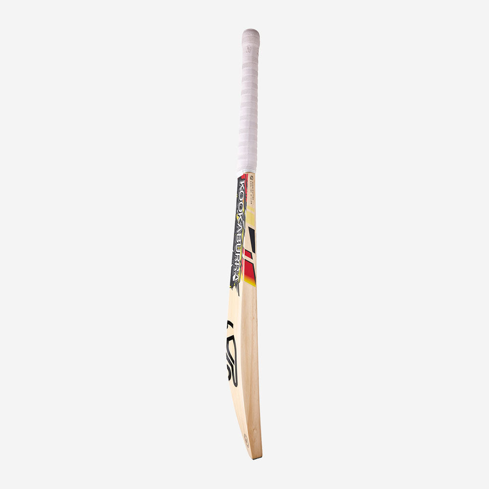 Kookaburra Beast Pro 4.0 Cricket Bat