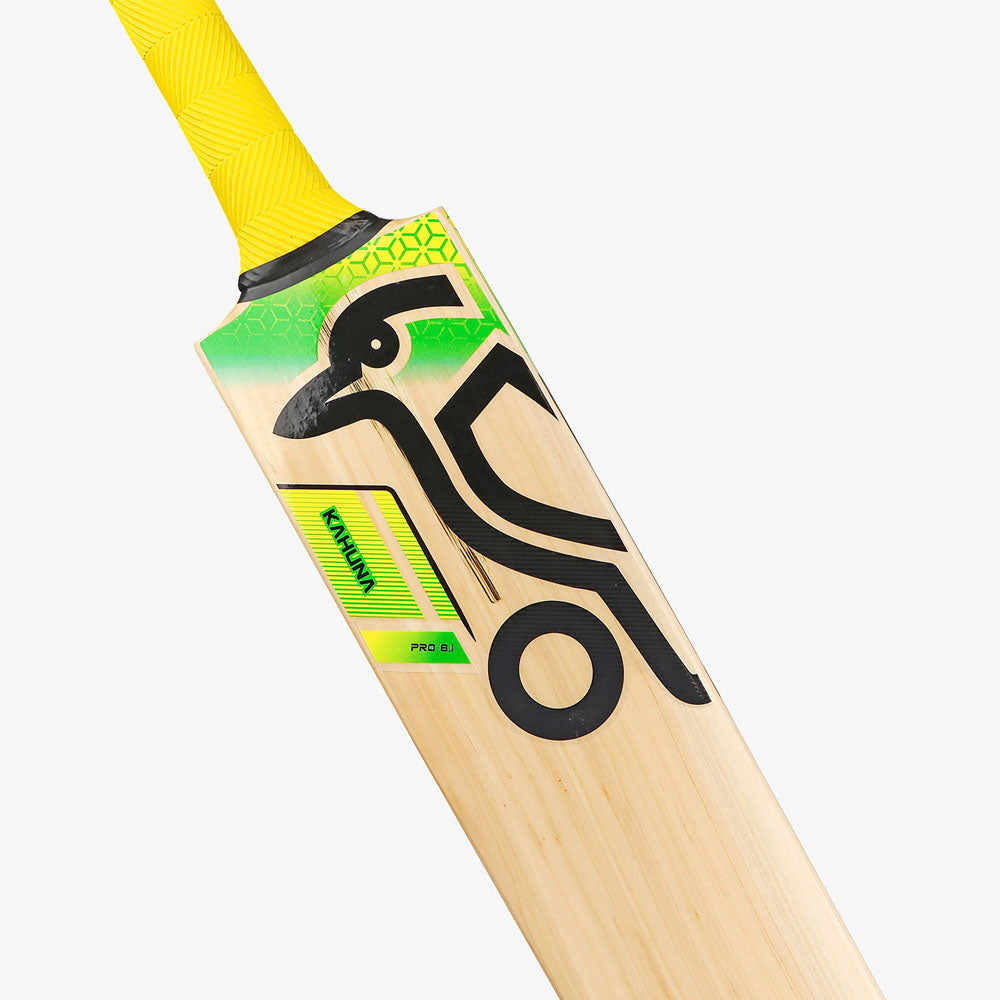 Kookaburra Pro 8.1 Cricket Harrow Adult Bat