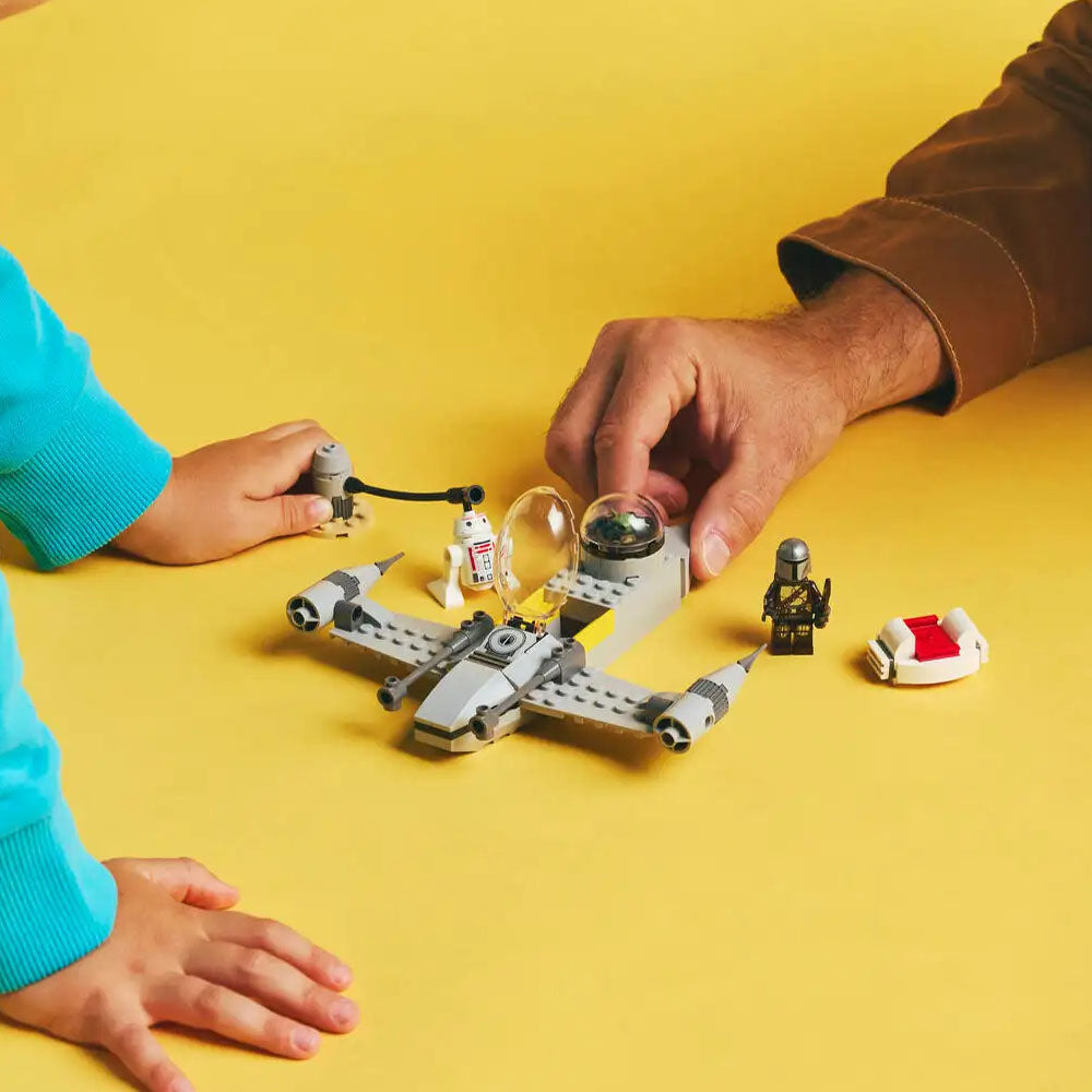 LEGO Star Wars Mando and Grogus N-1 Starfighter - 75410