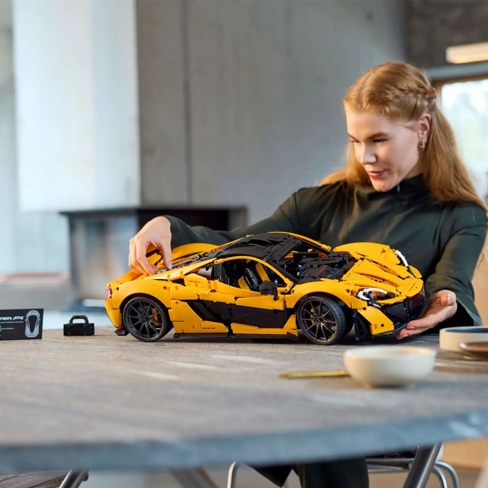 LEGO Technic McLaren P1 - 42172