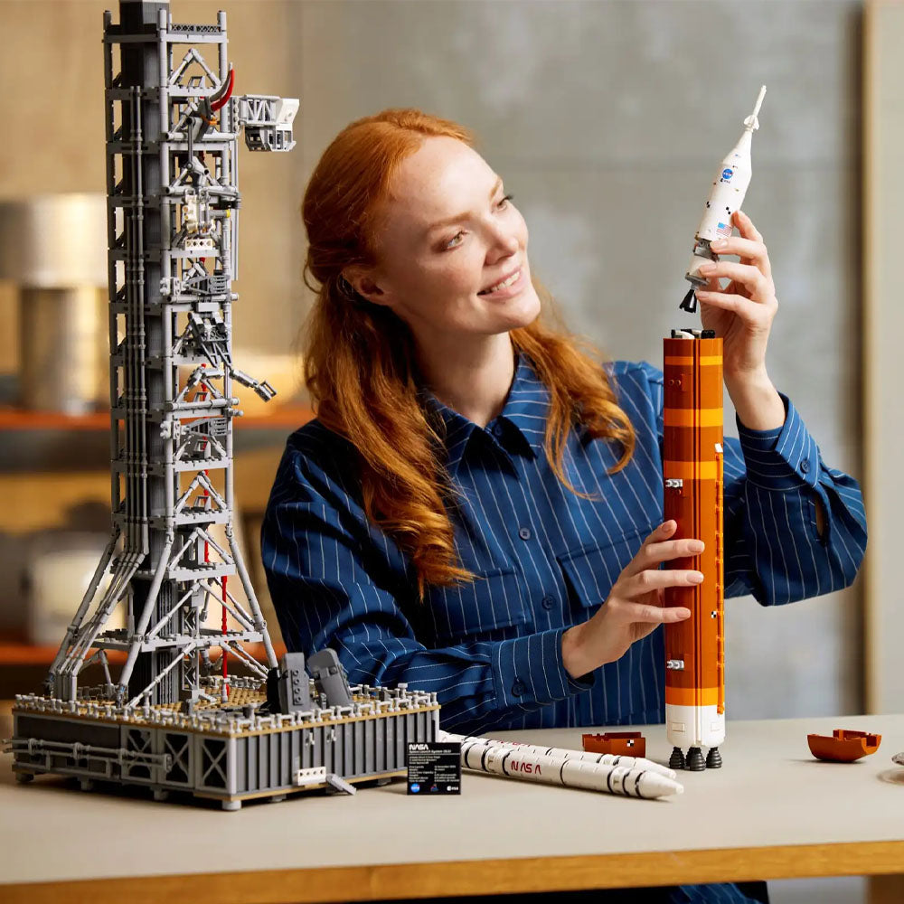 LEGO Icons NASA Artemis Space Launch System - 10341