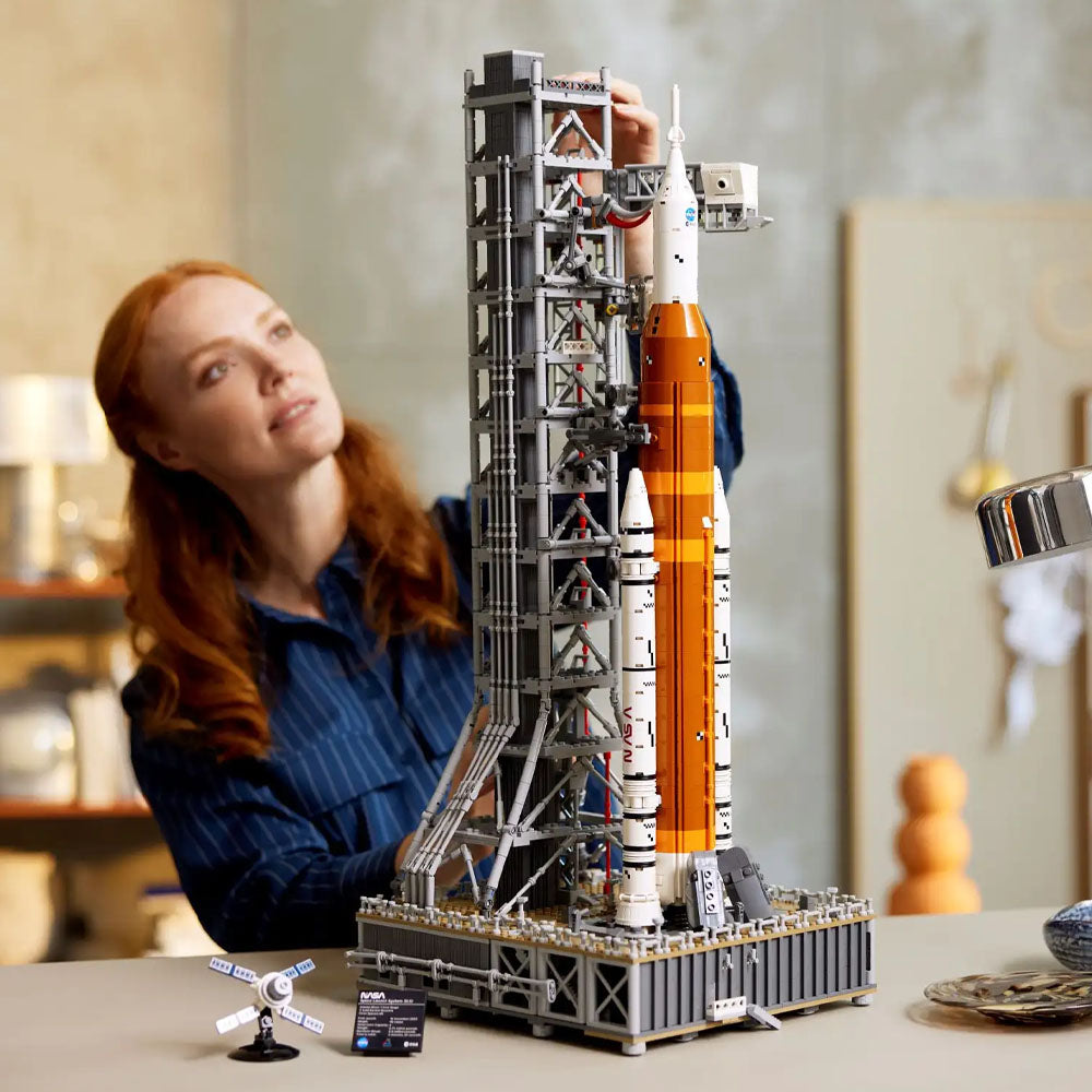 LEGO Icons NASA Artemis Space Launch System - 10341