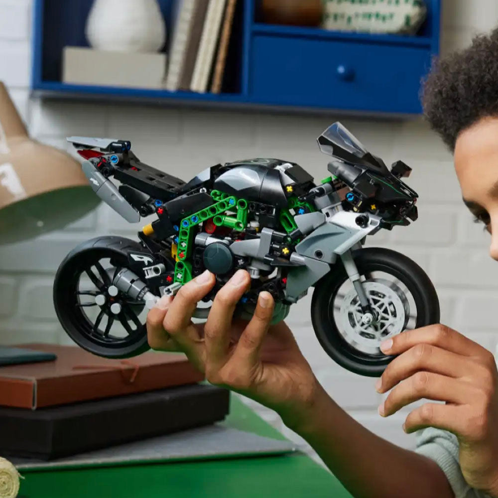 LEGO technic - Kawasaki Ninja H2R Motorcycle - 42170