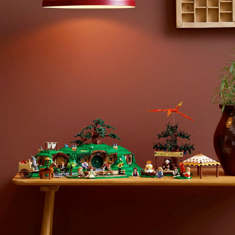 LEGO Icons The Lord Of The Rings The Shire - 10354