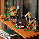 LEGO Icons Medieval Town Square 10332
