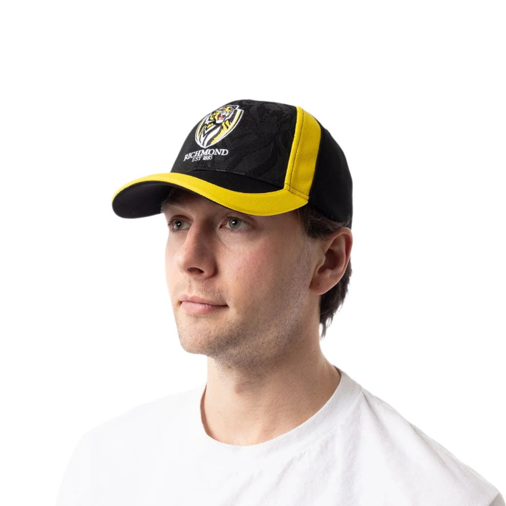 AFL Adult Active Peak Cap Richmond Tigers