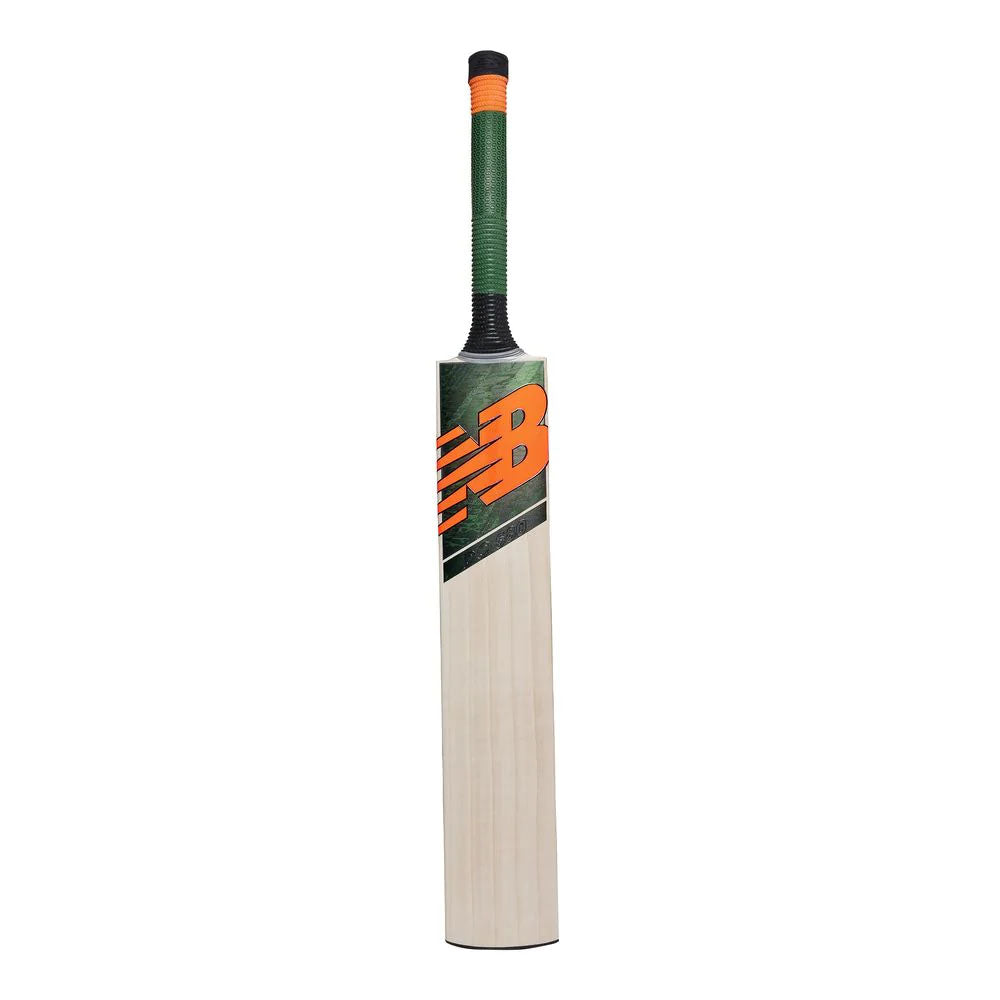 New Balance DC 580 Go Gold Cricket Bat
